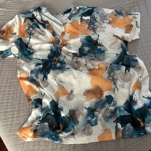 Abstract Print short sleeved shirt